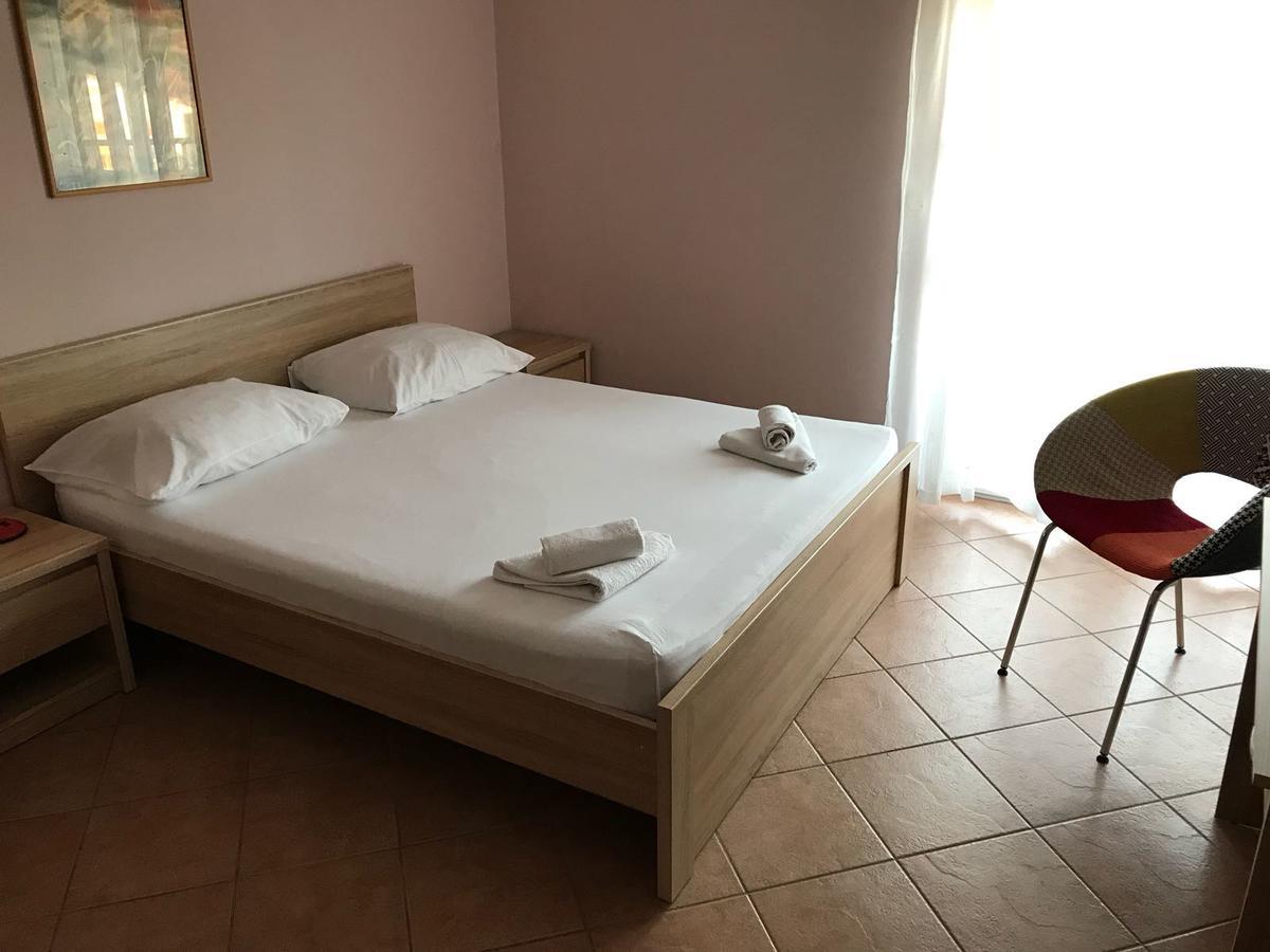 Guest House Ivo Stobrec Luaran gambar